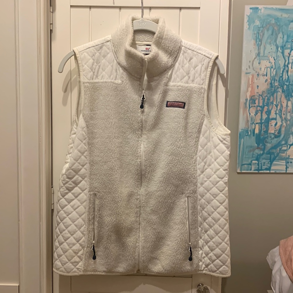 Cream vineyard vines vest